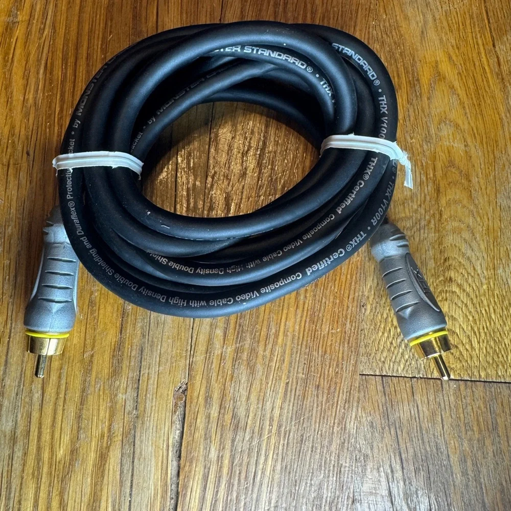Monster Standard Video Cable THX V100 R-8 Video 8ft Gold Plated Untested